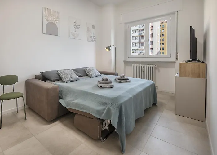 Lambrate - 200 Meters From The Station *